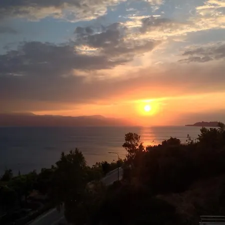 Katerina's Maisonnette Loutraki (Corinthia)